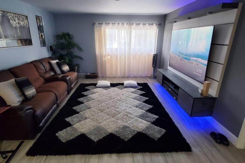 Fully Furnished, Beautiful, Spacious Two Bedroom Condo Lauderhill Exterior foto