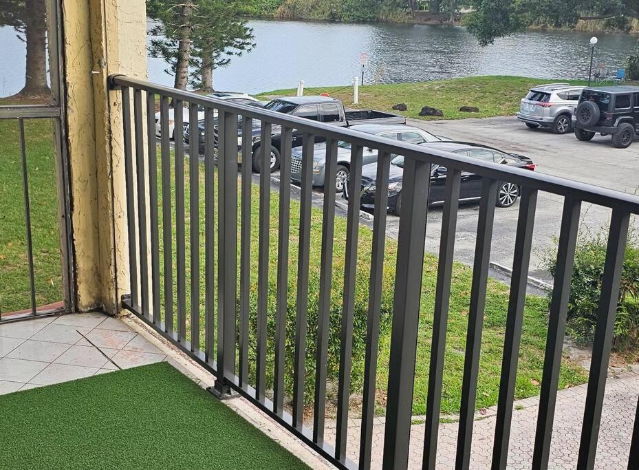 Fully Furnished, Beautiful, Spacious Two Bedroom Condo Lauderhill Exterior foto