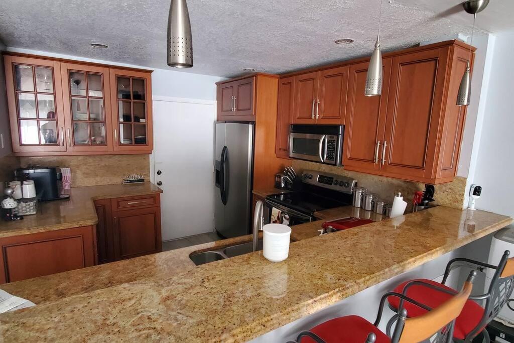 Fully Furnished, Beautiful, Spacious Two Bedroom Condo Lauderhill Exterior foto